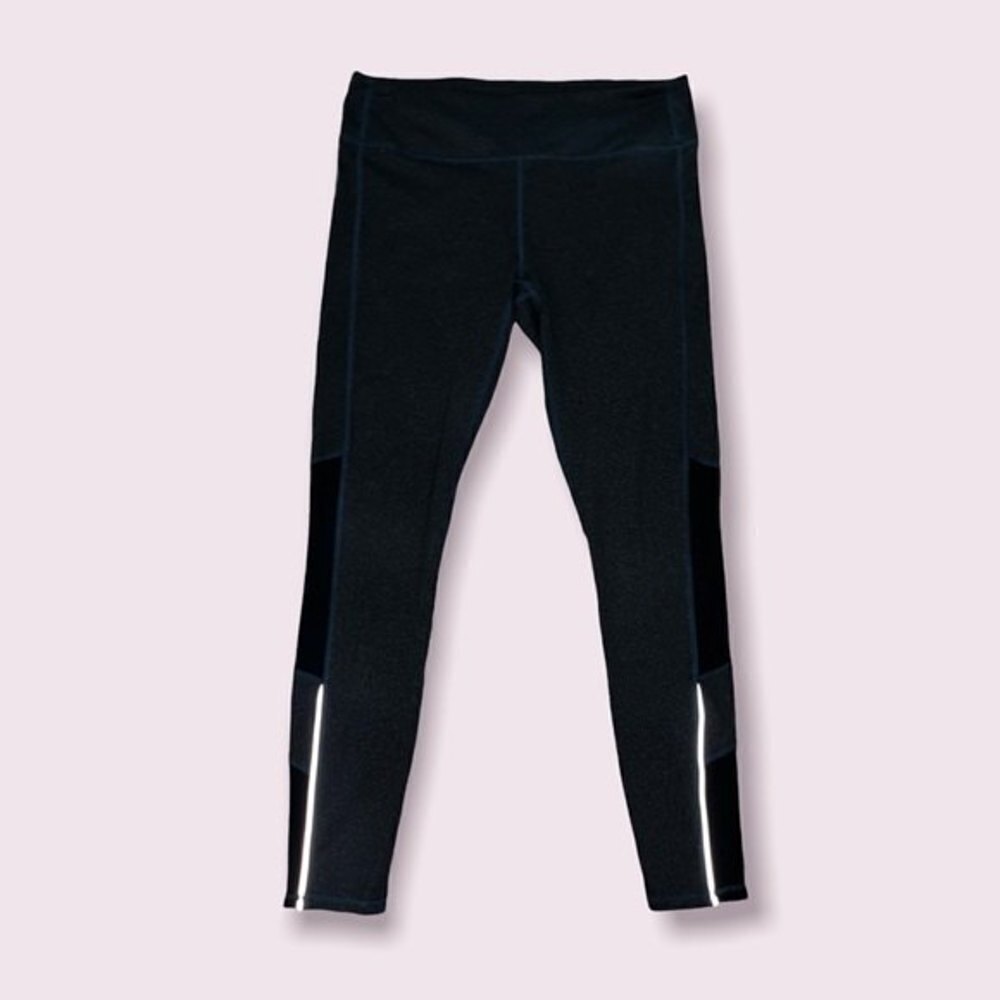 Fabletics Crop Leggings Charcoal Grey Mesh Stripe Stretchy Womens Size Small 28